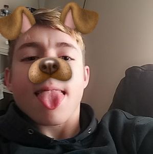 Meet your Posher, Troy